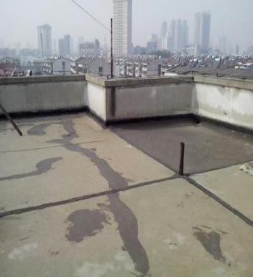 南京漏水维修 楼顶漏水是什么原因，楼顶漏水维修方法是什么?